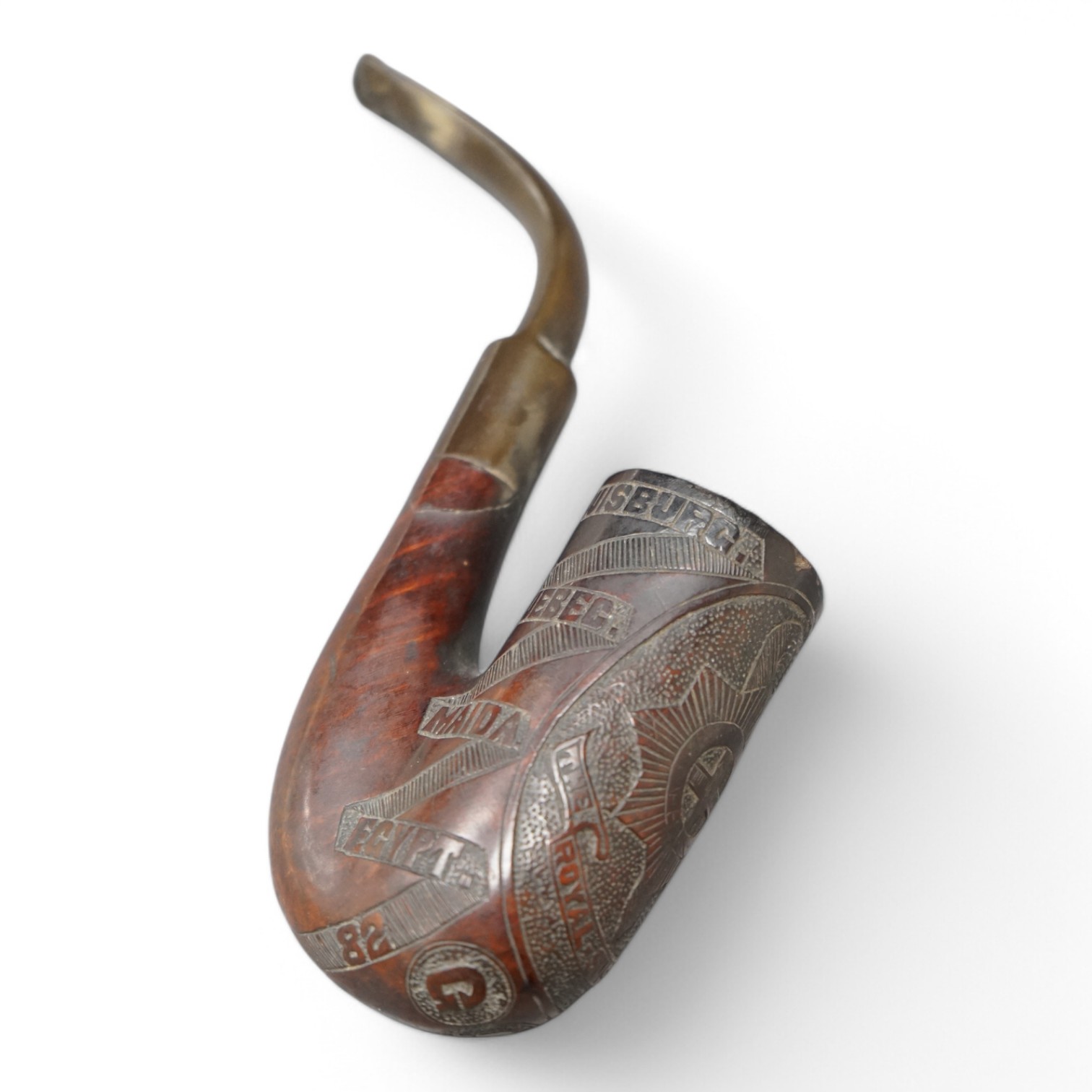 A briar and horn Boer War related smoker’s pipe, engraved with the crest for the 35th Royal Sussex regiment, together with a list of major battles and dated 1882 and 1900-02, with the initials GS to the base of the bowl.